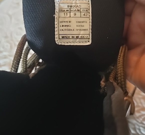 inkkas Brown High-Top Boots with Blue & Green Accents - Picture 5 of 5